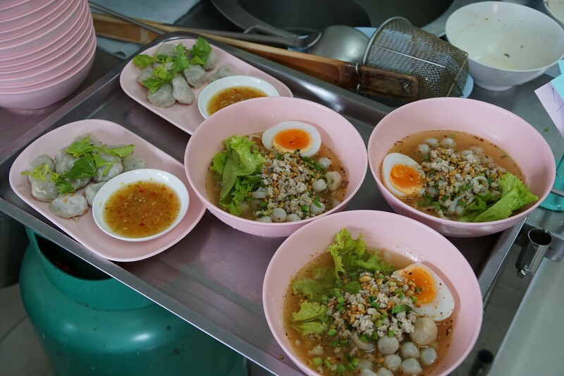 ร้านอาหาร จ.นครสวรรค์ : รวมร้านอาหารเด็ดๆ เจ้าเก่า น่าโดน ประจำเมืองนครสวรรค์