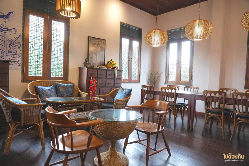 ร้านกาแฟนครศรีธรรมราช, คาเฟ่นครศรีธรรมราช, ยงคัง คาเฟ่, ยงคัง คาเฟ่ คาเฟ่สไตล์จีนย้อนยุค ในตึกเก่าโบราณ   