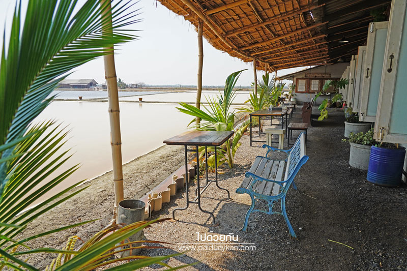 เพชรบุรี, เที่ยวบ้านแหลม, ยุ้งเกลือ บ้านแหลม, บ้านแหลม, เที่ยวบางตะบูน, ยุ้งเกลือ บ้านแหลม ร้านอาหารตกแต่งน่ารัก วิวนาเกลือ