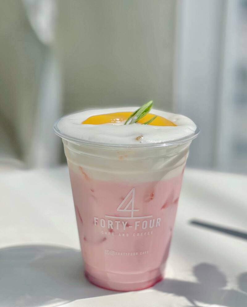 คาเฟ่ บางแสน ชี้พิกัดคาเฟ่บรรยากาศดี มีร้านติดริมทะเล ที่สายคาเฟ่ห้ามพลาดเมื่อไปชลบุรี!