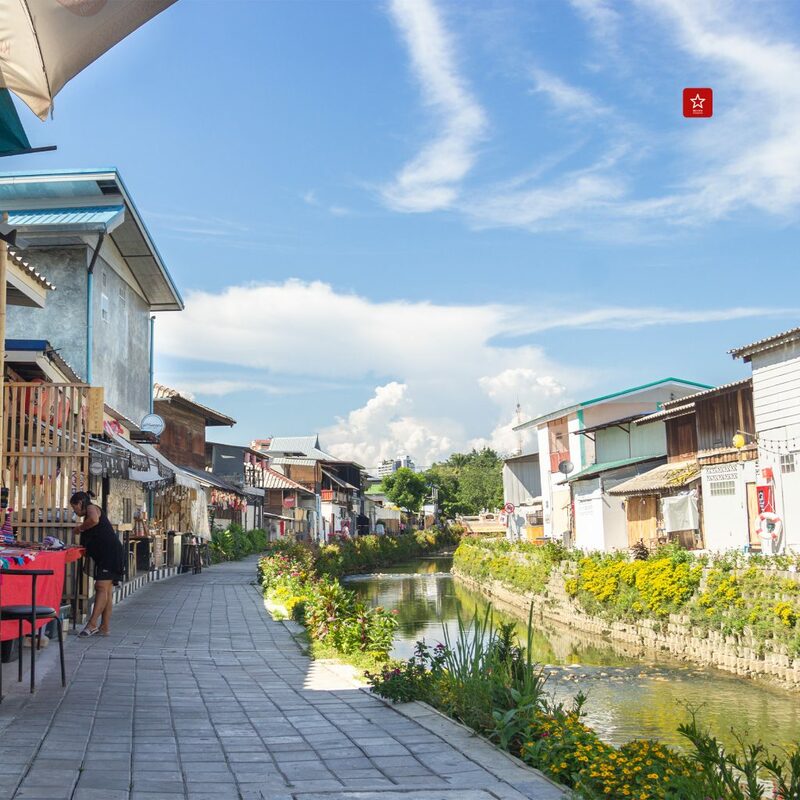 reviewchiangmai, คลองแม่ข่า, ที่เที่ยวเชียงใหม่, รีวิวเชียงใหม่, โอตารุเชียงใหม่, คลองแม่ข่า โอตารุ เชียงใหม่ บรรยากาศตอนเย็นที่สุดแสนจะพลุกพล่าน