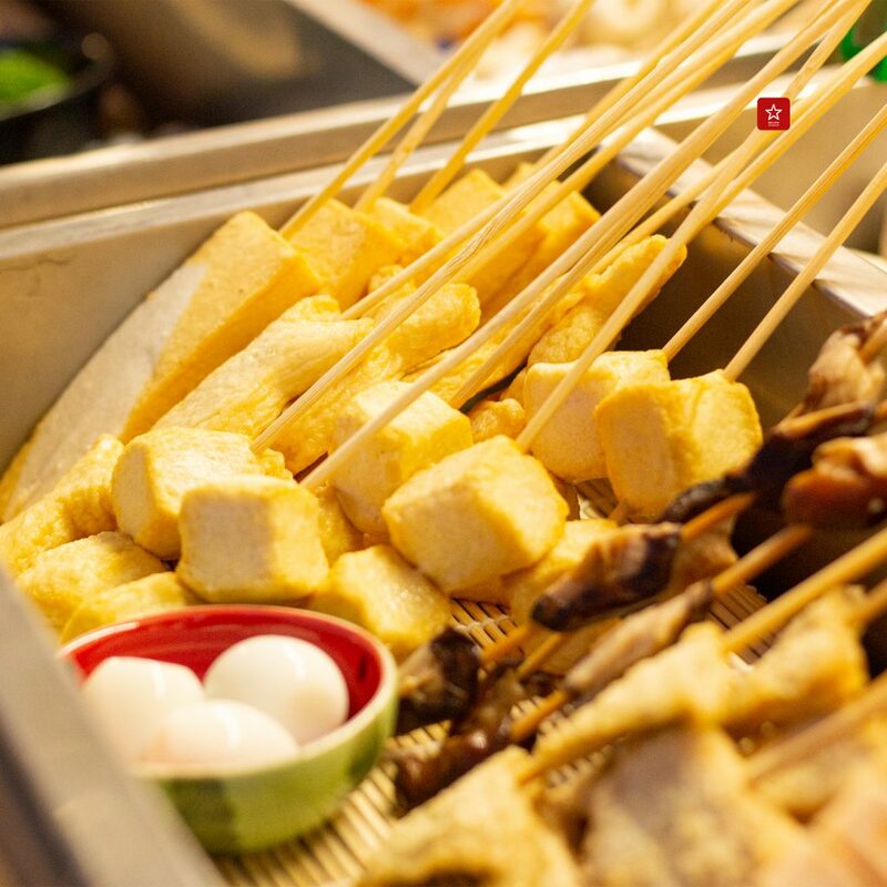 reviewchiangmai, คลองแม่ข่า, ที่เที่ยวเชียงใหม่, รีวิวเชียงใหม่, โอตารุเชียงใหม่, คลองแม่ข่า โอตารุ เชียงใหม่ บรรยากาศตอนเย็นที่สุดแสนจะพลุกพล่าน