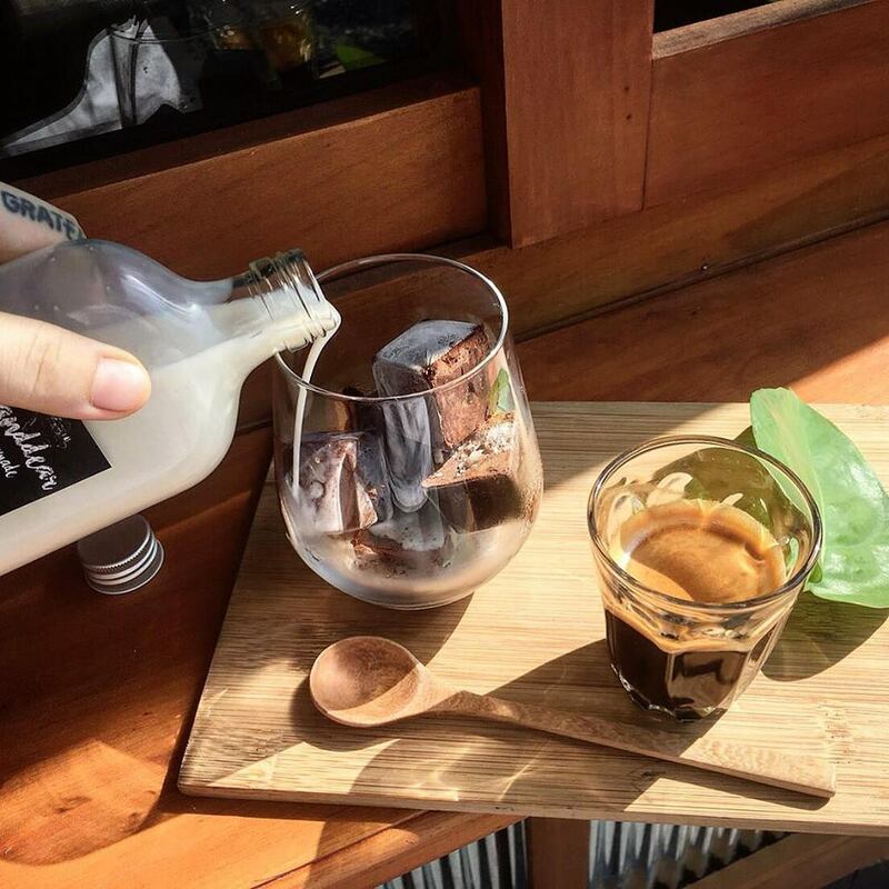 top 34+ คาเฟ่ระยองน่านั่งบรรยากาศดีถ่ายรูปก็ปัง เชิญมาลองระยองฮิ!