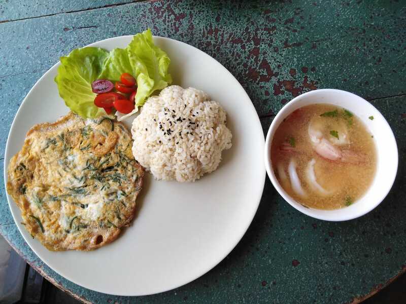 top 12+ ร้าน book cafe' คาเฟ่น่านั่งของคนรักหนังสือ @กรุงเทพฯ