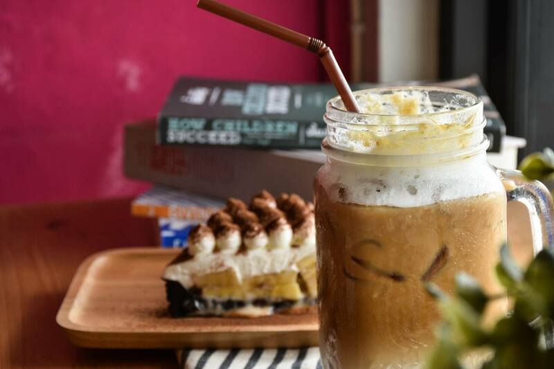 top 12+ ร้าน book cafe' คาเฟ่น่านั่งของคนรักหนังสือ @กรุงเทพฯ