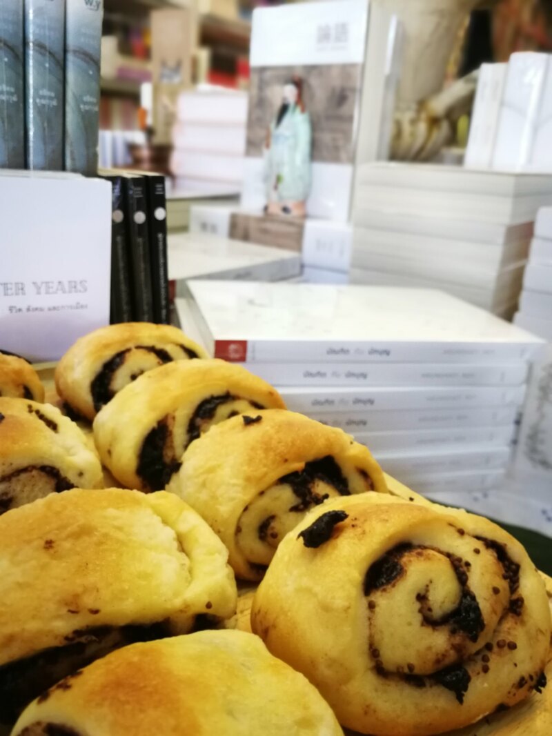 top 12+ ร้าน book cafe' คาเฟ่น่านั่งของคนรักหนังสือ @กรุงเทพฯ