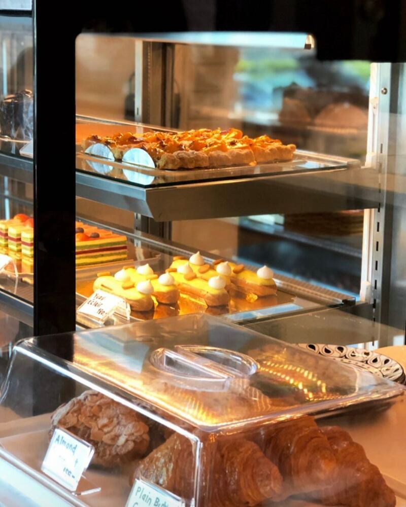 top 12+ ร้าน book cafe' คาเฟ่น่านั่งของคนรักหนังสือ @กรุงเทพฯ