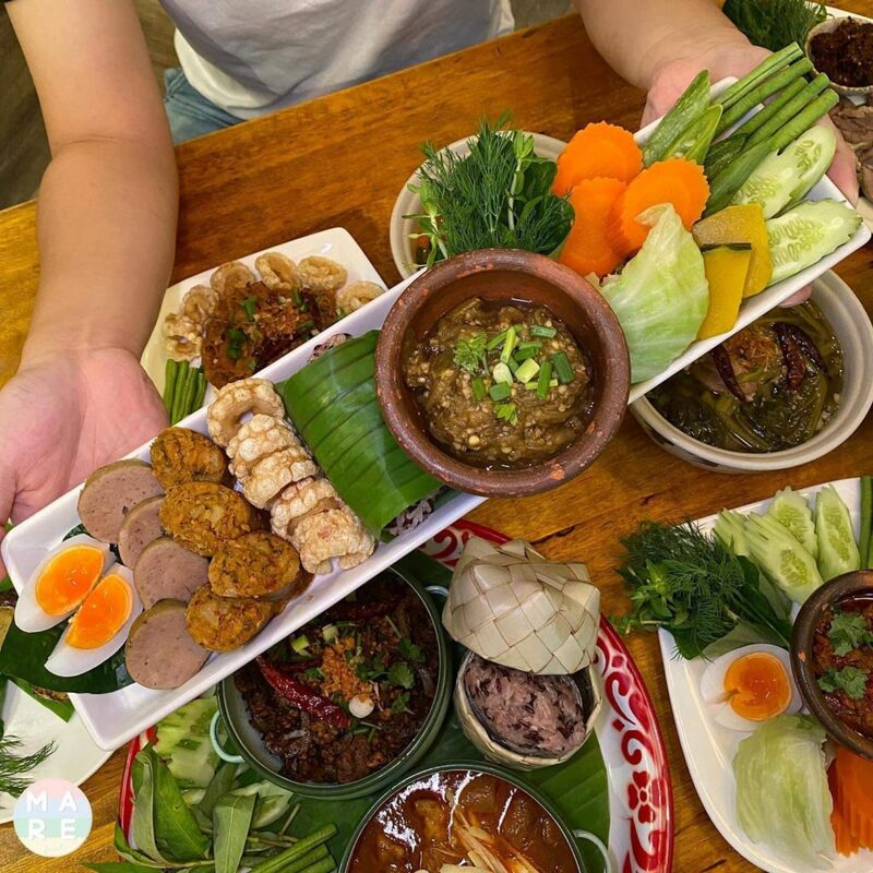 top 15+ ร้านอาหารเหนือ อร่อยแบบคนล้านนา อยู่ไหนก็ลำได้ (อัปเดต 2024)
