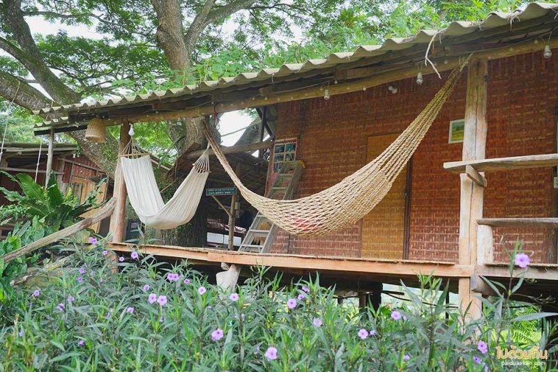 เมืองคอง, ฮัก​เมือง​คอง​, คาเฟ่เมืองคอง, ฮัก​เมือง​คอง​ คาเฟ่และที่พักสุดชิล ริมน้ำคอง