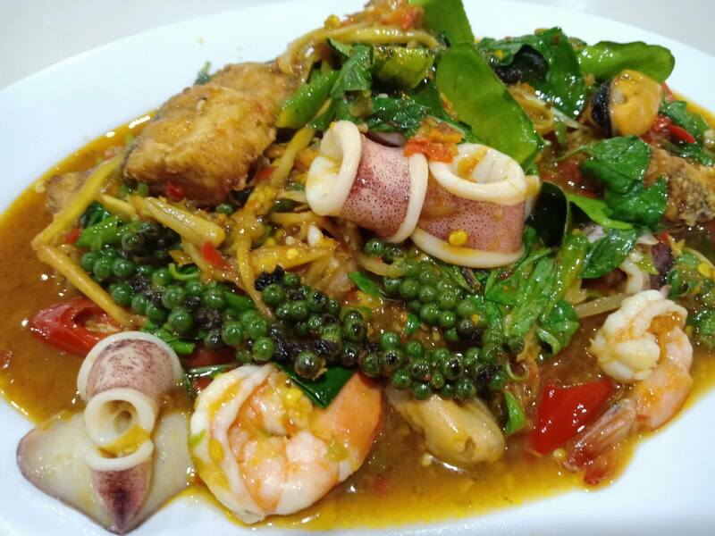 คนละครึ่ง 10 ร้านแนะนำจันทบุรี มีครบจบทั้งเมนูคาว-หวาน