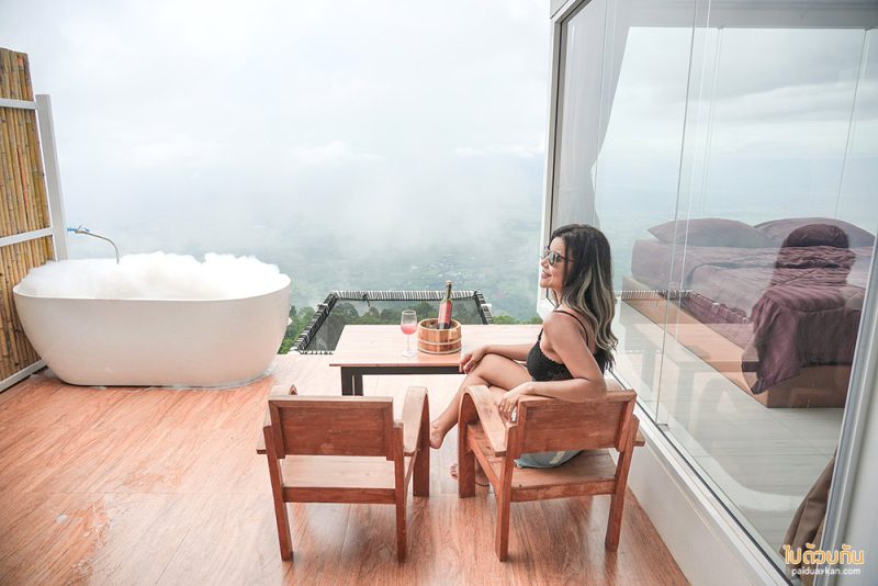 ภูทับเบิก, the world ภูทับเบิก, บ้านกระจกภูทับเบิก, ที่พักภูทับเบิก, the world พักบ้านกระจกภูทับเบิก มีอ่างอาบน้ำ วิวภูเขา สายหมอก