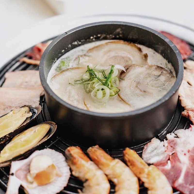 ร้านอาหารบรรยากาศดี โคราช : รวมร้านอาหารสวยๆ บรรยากาศดีน่านั่ง และถ่ายรูปสวยๆ อวดเพื่อน!