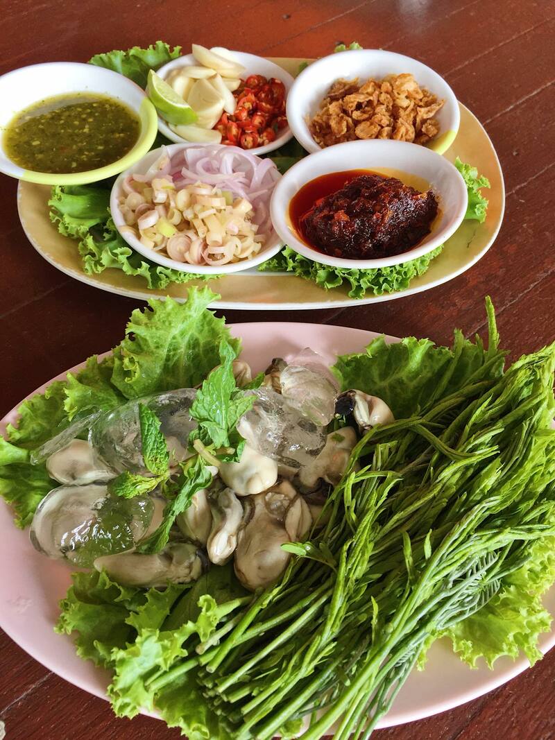 ร้านอาหารบรรยากาศดี โคราช : รวมร้านอาหารสวยๆ บรรยากาศดีน่านั่ง และถ่ายรูปสวยๆ อวดเพื่อน!