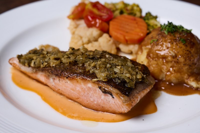 status thonglor ร้านนั่งชิล ทองหล่อ เปิดใหม่ ฟีลดี สนุกมันส์เต็มที่ทั้งคืน!