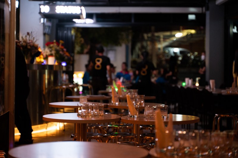 status thonglor ร้านนั่งชิล ทองหล่อ เปิดใหม่ ฟีลดี สนุกมันส์เต็มที่ทั้งคืน!