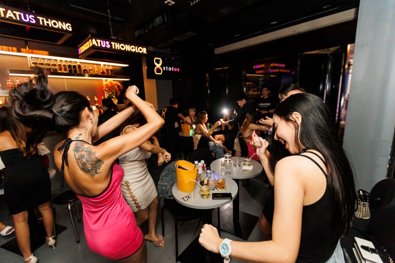 status thonglor ร้านนั่งชิล ทองหล่อ เปิดใหม่ ฟีลดี สนุกมันส์เต็มที่ทั้งคืน!