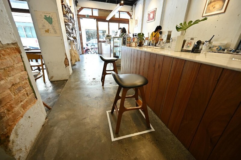 top 15+ คาเฟ่ภูเก็ต 2567 ริมทะเล บรรยากาศดี คาเฟ่เปิดใหม่ ในเมือง ถ่ายรูปสวย