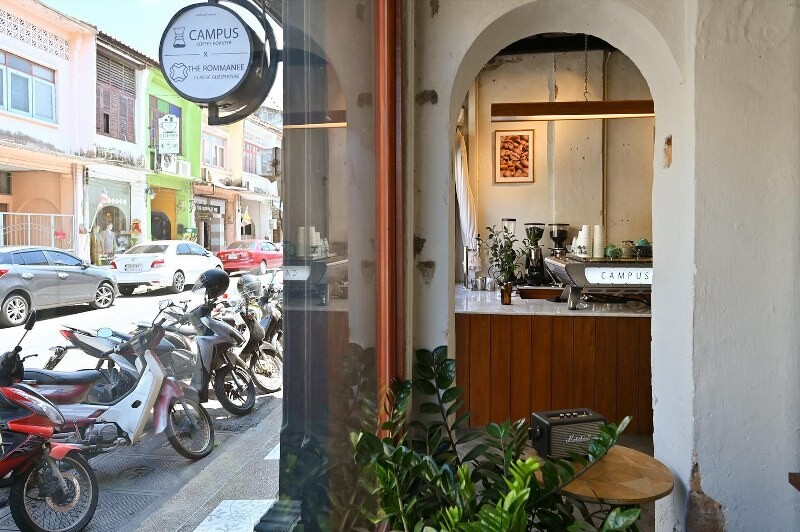 top 15+ คาเฟ่ภูเก็ต 2567 ริมทะเล บรรยากาศดี คาเฟ่เปิดใหม่ ในเมือง ถ่ายรูปสวย