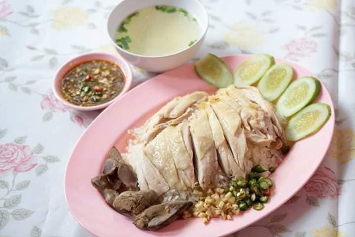 ร้านข้าวมันไก่ทั่วกรุงเทพเจ้าเด็ด (delivery) ไก่เนื้อฉ่ำแน่นจนต้องลอง