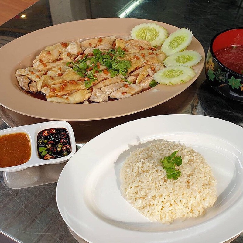 ร้านข้าวมันไก่ทั่วกรุงเทพเจ้าเด็ด (delivery) ไก่เนื้อฉ่ำแน่นจนต้องลอง