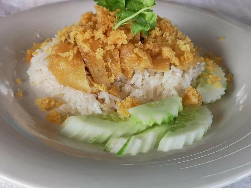 ร้านข้าวมันไก่ทั่วกรุงเทพเจ้าเด็ด (delivery) ไก่เนื้อฉ่ำแน่นจนต้องลอง