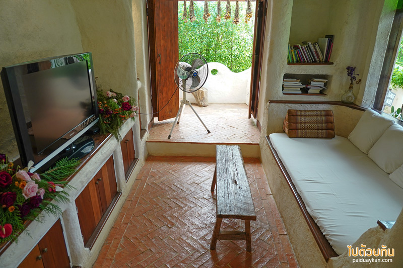 คาเฟ่แม่ริม, naturetalk, ร้านกาแฟดอกไม้แห้งแม่ริม, naturetalk คาเฟ่บ้านดิน กับมุมถ่ายภาพดอกไม้แห้งสุดปัง