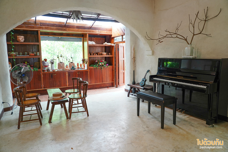 คาเฟ่แม่ริม, naturetalk, ร้านกาแฟดอกไม้แห้งแม่ริม, naturetalk คาเฟ่บ้านดิน กับมุมถ่ายภาพดอกไม้แห้งสุดปัง