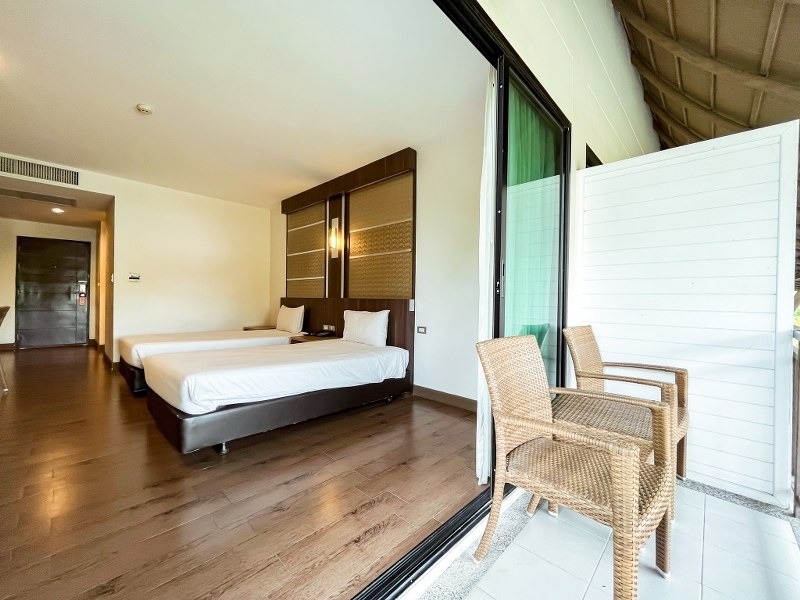 top 12+ ที่พักบางแสน 2567 ที่พักติดทะเลราคาถูก บรรยากาศดีมาก