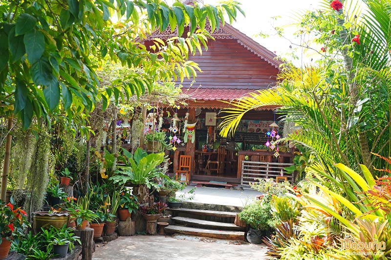 ส้มตำป้าวัลย์ ด่านซ้าย, ส้มตำด่านซ้าย, ร้านอาหารด่านซ้าย, ส้มตำป้าวัลย์ ร้านอาหารอีสานแสนอร่อย ยืนหนึ่งในด่านซ้าย