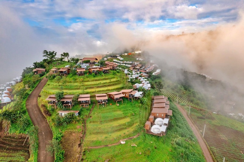 ดอยม่อนแจ่ม, ที่พักม่อนแจ่ม, ที่พักม่อนแจ่ม 2023, ที่พักม่อนแจ่ม 2024, ที่พักม่อนแจ่ม 2566, ที่พักม่อนแจ่ม 2567, ที่พักม่อนแจ่ม วิวสวย, ที่พักม่อนแจ่มสวยๆ, ที่พักเชียงใหม่, บ้านท่าจัน ม่อนแจ่ม, บ้านภูหมอก ม่อนแจ่ม, ภูดอย โฮมสเตย์ ม่อนแจ่ม, ม่อน p ม่อนแจ่ม, ม่อนทอแสง โฮมสเตย์ ม่อนแจ่ม, ม่อนสายลม ม่อนแจ่ม, ม่อนอิงดาว ม่อนแจ่ม, ม่อนแจ่ม, ม่อนแจ่ม ที่พัก, หุบเขาดาวเหนือ, ออนเซ็น แอท ม่อนแจ่ม, เดอะดอย ม่อนแจ่ม, ไร่ภูผาร่มเย็น ม่อนแจ่ม, ไร่ภูพญา, ไร่ภูพญา ม่อนแจ่ม, ไร่ภูพญา เชียงใหม่, ไร่สายหมอก ม่อนแจ่ม, top 20+ ที่พัก ม่อนแจ่ม [กรกฎาคม 2024] วิวสวย บรรยากาศดี มองเห็นทะเลหมอก