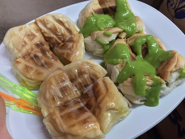 ชี้เป้า ร้านขนมปังปิ้ง ไส้ทะลัก อร่อยเต็มๆคำ ในกรุงเทพฯ