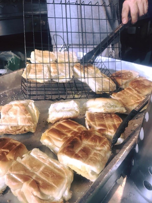 ชี้เป้า ร้านขนมปังปิ้ง ไส้ทะลัก อร่อยเต็มๆคำ ในกรุงเทพฯ