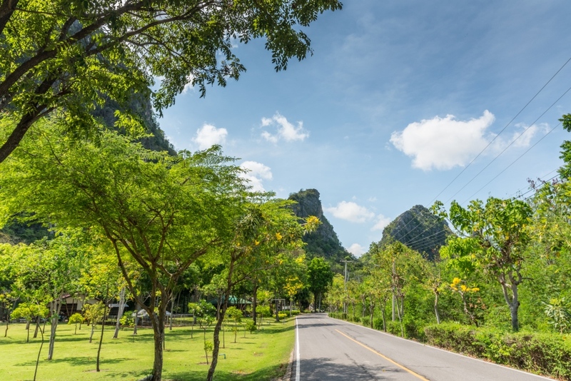 away by a day, camel republic, huai wonder camp, the field animals dream, tumlay cafe & bar, unseen thailand, คาเฟ่เพชรบุรี, คาเมลรีพับลิค, จันทร์จ้าว cafe & restaurant, ช่องกระจกนางพันธุรัต, ชะอำ, ต้นไม้ใบหญ้า คาเฟ่, ตลาดน้ำกวางโจว, ตลาดน้ำบนน้ำตก, ถ้ำวิมานจักรี, ถ้ำเขาย้อย, ที่เที่ยวเพชรบุรี, ที่เที่ยวเพชรบุรี 2023, ที่เที่ยวเพชรบุรี 2024, ที่เที่ยวเพชรบุรี 2566, ที่เที่ยวเพชรบุรี 2567, พระธาตุฉิมพลีพระเศรษฐีนวโกฏิ, พระนครคีรี, พระปรางค์ 5 ยอด, พระรามราชนิเวศน์, พระสังฆราชแตงโม, ยุ้งเกลือ บ้านแหลม, ลานผีเสื้อ, วังบ้านปืน, วัดข่อย, วัดถ้ำเขาหลวง, วัดมหาธาตุ, วัดมหาธาตุวรวิหาร, วัดใหญ่สุวรรณารามวรวิหาร, สวนสนุก, สวนสัตว์, สวิสเซอร์แลนด์ แดนเพชรบุรี, สะพานอ่าวบางตะบูน, สะพานแขวนเขื่อนแก่งกระจาน, หลวงพ่อหกนิ้ว, ห้วยสงสัยแคมป์, หาดชะอำ, หาดปึกเตียน, หาดเจ้าสำราญ, อ่าวบางตะบูน, อุทยานประวัติศาสตร์พระนครคีรี, เขานางนอน, เขานางพันธุรัต, เขาพะเนินทุ่ง, เขาวัง, เขาอีบิด, เขื่อนแก่งกระจาน, เดอะฟิลด์แอนนิมอลดรีมฟาร์มแอนด์การ์เด้น, เที่ยวเพชรบุรี, เพชรบุรี, แคมป์บ้านกร่าง, โครงการชั่งหัวมัน, top 26+ ที่เที่ยวเพชรบุรี [กรกฎาคม 2024] ท่องประวัติศาสตร์ พักผ่อนริมหาด สัมผัสธรรมชาติริมเขา