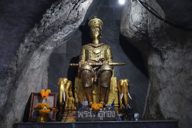 away by a day, camel republic, huai wonder camp, the field animals dream, tumlay cafe & bar, unseen thailand, คาเฟ่เพชรบุรี, คาเมลรีพับลิค, จันทร์จ้าว cafe & restaurant, ช่องกระจกนางพันธุรัต, ชะอำ, ต้นไม้ใบหญ้า คาเฟ่, ตลาดน้ำกวางโจว, ตลาดน้ำบนน้ำตก, ถ้ำวิมานจักรี, ถ้ำเขาย้อย, ที่เที่ยวเพชรบุรี, ที่เที่ยวเพชรบุรี 2023, ที่เที่ยวเพชรบุรี 2024, ที่เที่ยวเพชรบุรี 2566, ที่เที่ยวเพชรบุรี 2567, พระธาตุฉิมพลีพระเศรษฐีนวโกฏิ, พระนครคีรี, พระปรางค์ 5 ยอด, พระรามราชนิเวศน์, พระสังฆราชแตงโม, ยุ้งเกลือ บ้านแหลม, ลานผีเสื้อ, วังบ้านปืน, วัดข่อย, วัดถ้ำเขาหลวง, วัดมหาธาตุ, วัดมหาธาตุวรวิหาร, วัดใหญ่สุวรรณารามวรวิหาร, สวนสนุก, สวนสัตว์, สวิสเซอร์แลนด์ แดนเพชรบุรี, สะพานอ่าวบางตะบูน, สะพานแขวนเขื่อนแก่งกระจาน, หลวงพ่อหกนิ้ว, ห้วยสงสัยแคมป์, หาดชะอำ, หาดปึกเตียน, หาดเจ้าสำราญ, อ่าวบางตะบูน, อุทยานประวัติศาสตร์พระนครคีรี, เขานางนอน, เขานางพันธุรัต, เขาพะเนินทุ่ง, เขาวัง, เขาอีบิด, เขื่อนแก่งกระจาน, เดอะฟิลด์แอนนิมอลดรีมฟาร์มแอนด์การ์เด้น, เที่ยวเพชรบุรี, เพชรบุรี, แคมป์บ้านกร่าง, โครงการชั่งหัวมัน, top 26+ ที่เที่ยวเพชรบุรี [กรกฎาคม 2024] ท่องประวัติศาสตร์ พักผ่อนริมหาด สัมผัสธรรมชาติริมเขา