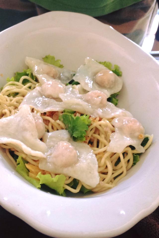 รวมร้านเกี๊ยวเก่าแก่ ร้านเกี๊ยวปลา เกี๊ยวหมูไส้แน่น ความอร่อยระดับตำนาน!