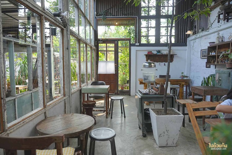 คาเฟ่ศรีราชา, ศรีราชา, mother มาเธอร์ คาเฟ่มู้ดดี ในบ้านไม้อบอุ่น ไอศครีมอร่อย