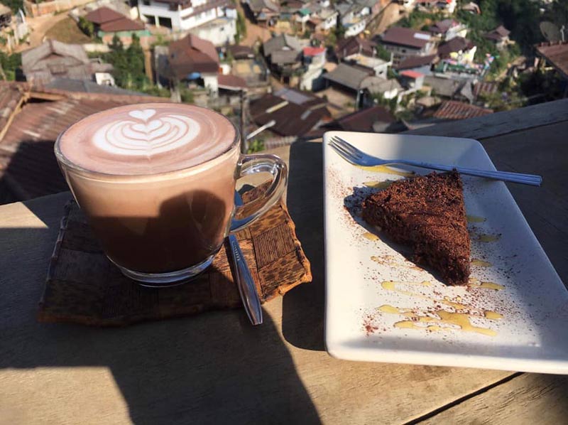 ดอยผาฮี้, ที่พักผาฮี้, โฮมสเตย์ดอยผาฮี้, ดอยผาฮี้โฮมสเตย์, top 13+ ที่พักดอยผาฮี้ มองภูเขา เคล้าสายหมอก