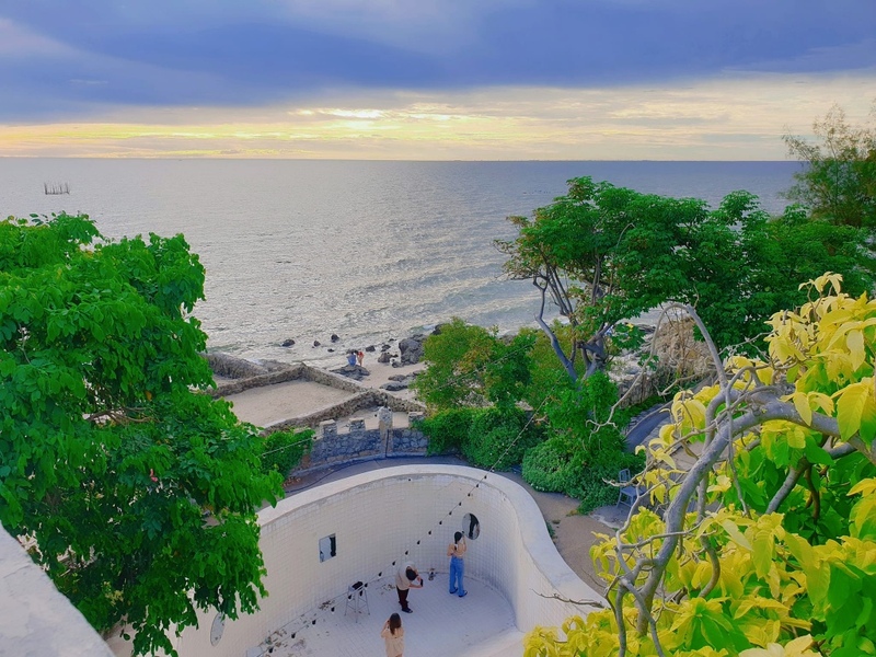 aloha beach cafe, artory cafe and crafts, austin cafe, daydream cafe, daydream café chonburi, hidden lab, highway cafe, milk mountain, milk mountain cafe & restaurant, namon nomwan, nomisuke, nomisuke ramen, open house cafe, peeps breakfast and bar, red temp coffee, seafood club bangsaen, serene house cafe, starter on the beach  (tiny island cafe), the tide cafe, tiny island cafe, tree 33, uncloud coffee, way coffee house, white house beach, white house beach café and restaurant, woowon, คาเฟ่ชลบุรี 2024, คาเฟ่ชลบุรี 2567, คาเฟ่บางแสน, คาเฟ่บางแสน 2024, คาเฟ่บางแสน 2567, คาเฟ่ริมชายหาด, คาเฟ่ริมทะเลบางแสน, คาเฟ่ลับ บางแสน, คาเฟ่เปิดใหม่ บางแสน, คาเฟ่เปิดใหม่บางแสน 2567, คาเฟ่ใกล้ฉัน, ซีฟู้ดคลับ บางแสน, ซีรีนเฮาท์คาเฟ่, บางแสน, บางแสน คาเฟ่, บางแสน คาเฟ่ 2567, มิลค์เม้าเท่น, วูวอน คาเฟ่, หน้ามน หนมหวาน, อันคลาวด์ คาเฟ่, อโลฮาบีช คาเฟ่, ฮิดเดน แลป, เวคอฟฟี่เฮ้าส์, ไฮเวย์ คาเฟ่, ไฮเวย์ คาเฟ่ บางแสน, top 20+ คาเฟ่บางแสน [กรกฎาคม 2024] ดินแดนแห่งคอนเทนท์ริมทะเล นั่งชิลล์จิบกาแฟ ถ่ายรูปเช็คอินรัว ๆ