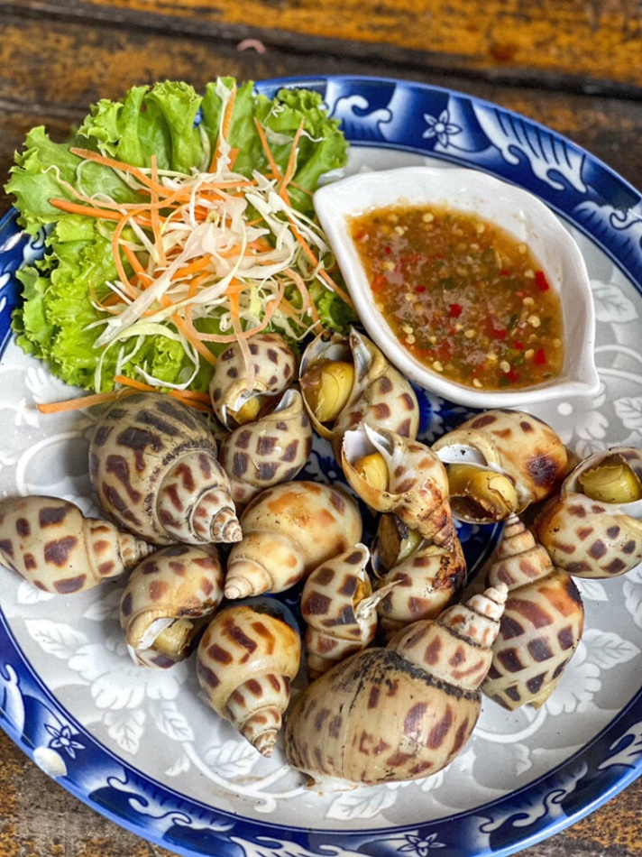 หัวหิน, top 12+ ร้านอาหารชะอำ 2567 ติดทะเล ราคาถูก บรรยากาศดี ซีฟู้ดเด็ด