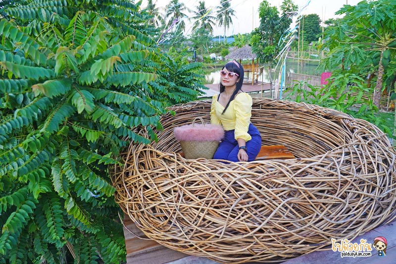 คาเฟ่สมุทรสาคร, ดีกัน คาเฟ่, ดีกัน คาเฟ่ ร้านกาแฟกลางร่องสวน ถ่ายรูปรังนกบาหลี