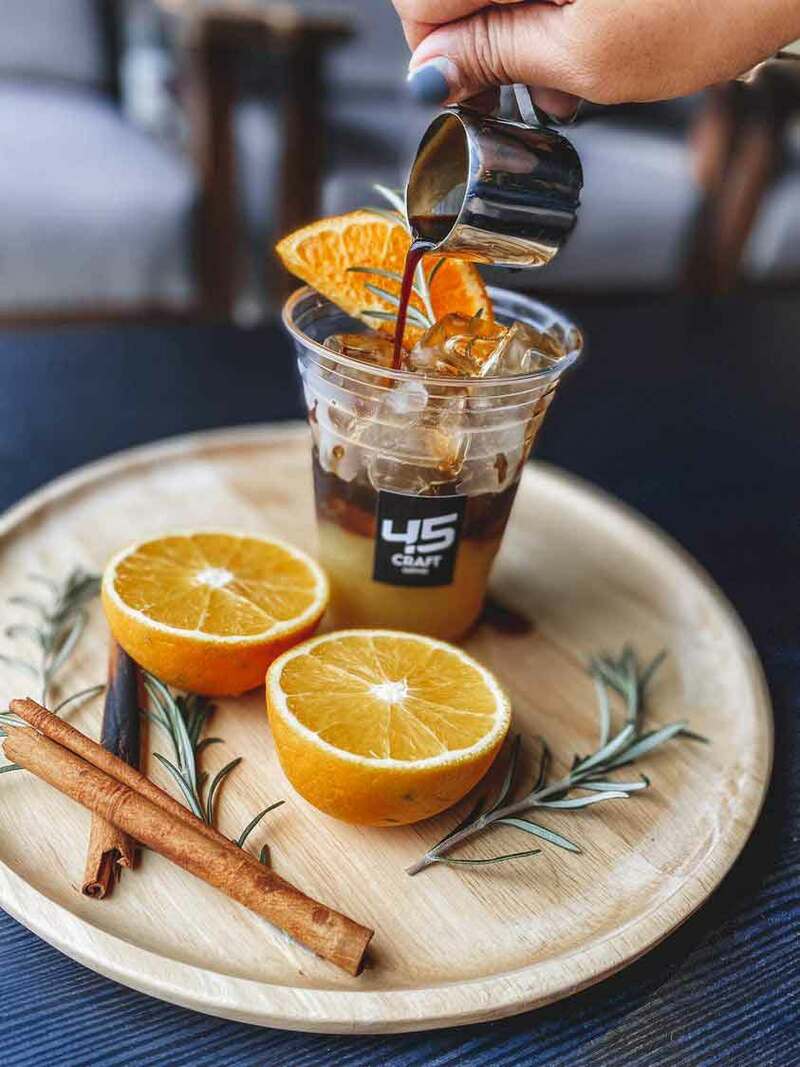 ร้านกาแฟนั่งทำงาน บรรยากาศเงียบๆ ย่านสยาม-จุฬา แถมเป็น co-working space อยู่ใกล้ใจกลางเมือง