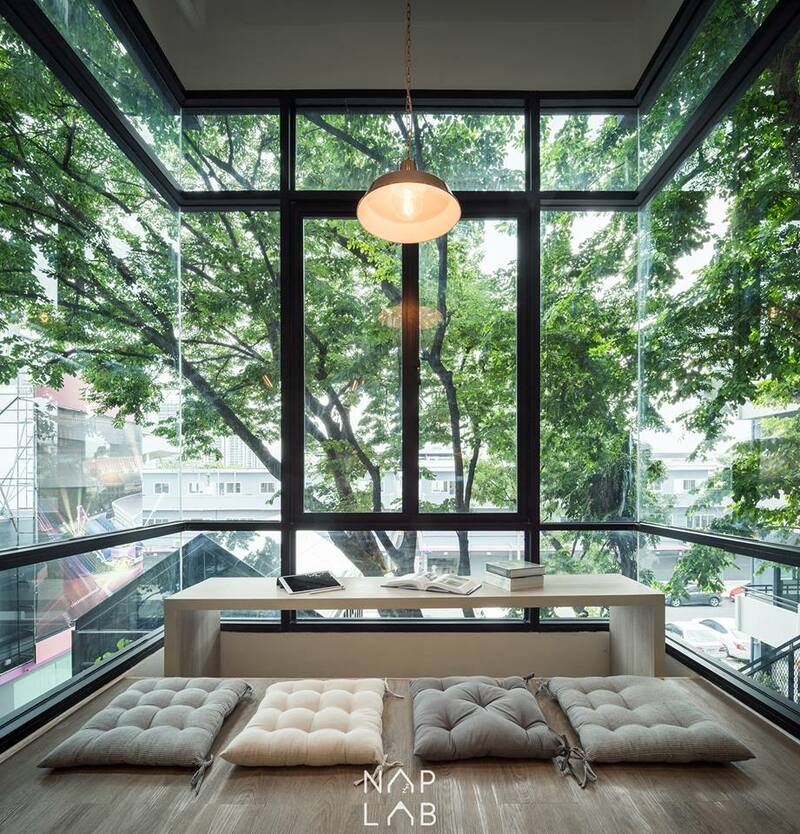 ร้านกาแฟนั่งทำงาน บรรยากาศเงียบๆ ย่านสยาม-จุฬา แถมเป็น co-working space อยู่ใกล้ใจกลางเมือง