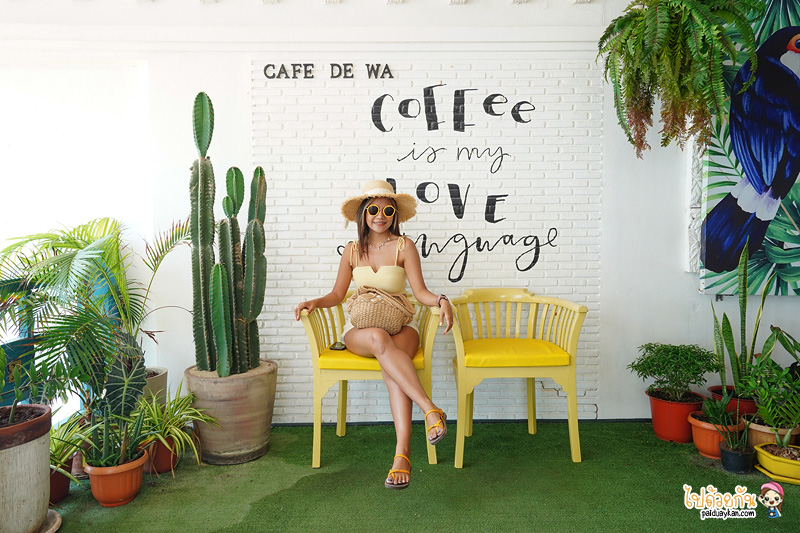 เที่ยวบ้านกรูด, cafe de wa บ้านกรูด, คาเฟ่เดอวา, คาเฟ่บ้านกรูด, ร้านกาแฟบ้านกรูด, cafe de wa คาเฟ่น่ารักโทนสีเหลือง ริมหาดบ้านกรูด