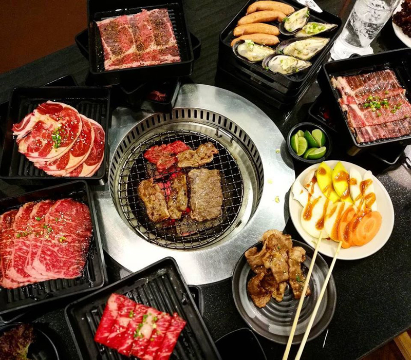 ร้านบุฟเฟ่ต์ปิ้งย่าง อิ่มอร่อยโดนใจ จัดเต็มกินได้ไม่อั้น