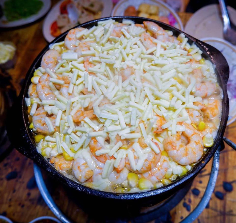 ร้านบุฟเฟ่ต์ปิ้งย่าง อิ่มอร่อยโดนใจ จัดเต็มกินได้ไม่อั้น