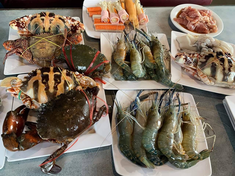 ร้านบุฟเฟ่ต์ปิ้งย่าง อิ่มอร่อยโดนใจ จัดเต็มกินได้ไม่อั้น