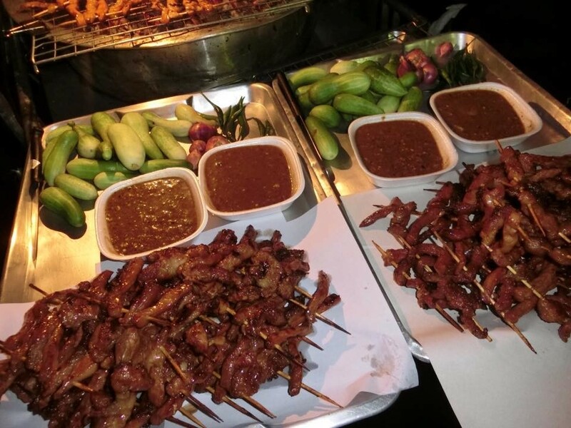 ”หมูปลาร้า ราชดำเนิน” หมูย่างเต่าถ่านทานคู่กับแจ่วปลาร้าบองรสแซ่บทำน้ำลายแตก