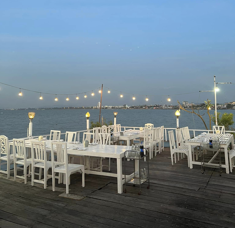 top 10+ ร้านอาหารชลบุรี 2567 วิวสวย ติดริมทะเล บรยากาศดี ราคาไม่แพง