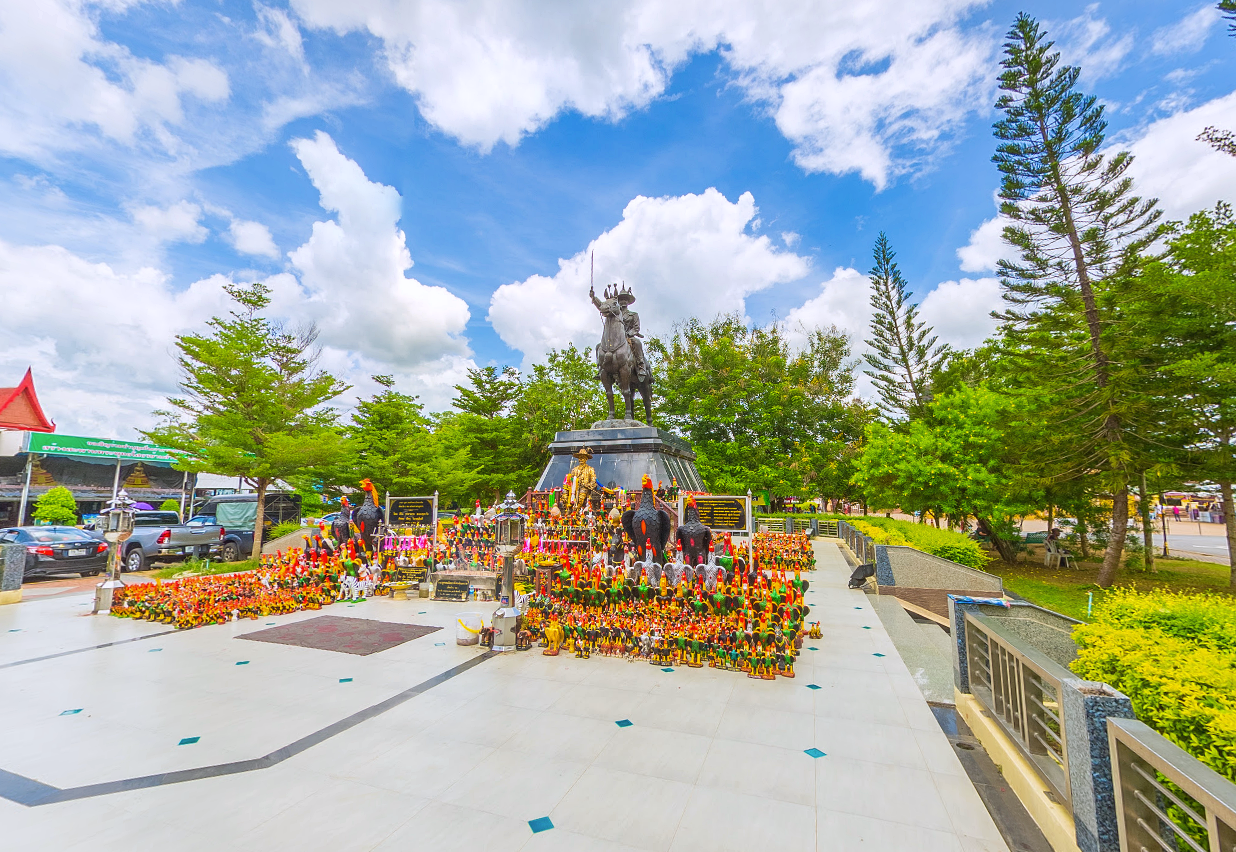 seen space, จุดชมวิวเขาแดง, ตลาดโต้รุ่งหัวหิน, ถ้ำพระยานคร, ที่เที่ยวประจวบ, ที่เที่ยวประจวบ 2020, ที่เที่ยวประจวบ 2021, ที่เที่ยวประจวบ 2563, ที่เที่ยวประจวบ 2564, ที่เที่ยวประจวบ 2565, ที่เที่ยวประจวบคีรีขันธ์ 2565, ประจวบคีรีขันธ์, ปราณบุรี, วนอุทยานปราณบุรี, วัดห้วยมงคล, ศูนย์ศึกษาธรรมชาติบึงบัว, สถานีรถไฟหัวหิน, หัวหิน, หาดปราณบุรี, หาดหัวหิน, หาดเขากะโหลก, อุทยานราชภักดิ์, อุทยานแห่งชาติเขาสามร้อยยอด, เกาะทะลุ, เขาหินเหล็กไฟ, เที่ยวประจวบ, top 10+ ที่เที่ยว ประจวบคีรีขันธ์ เที่ยวทะเล ชมถ้ำ เดินเล่นบึงบัว