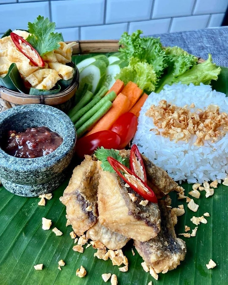 top 16+ คาเฟ่ ตรัง บรรยากาศดีน่าถ่ายรูป เหมาะแก่การนั่งทำงานและไม่ไกลจากตัวเมือง